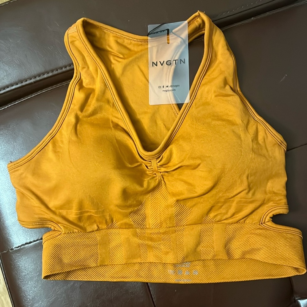 NVGTN seamless work out top Medium copper color neck open on the sides racerback